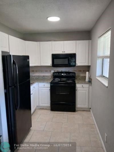 173 NW 42nd Street, Oakland Park, FL 33309 Main Photo