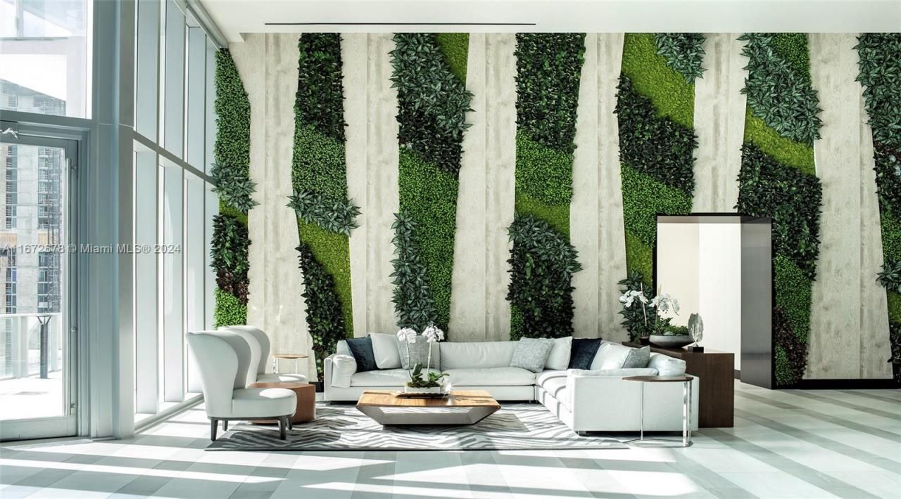 851 NE 1st Ave, Unit PH 5402, Miami, FL 33132 Photo