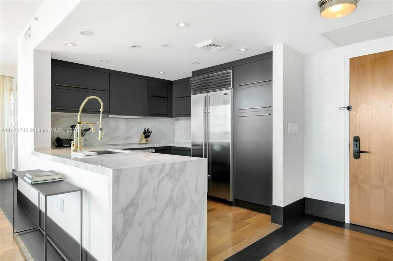 101 20th St, Unit 2706, Miami Beach, FL 33139 Photo