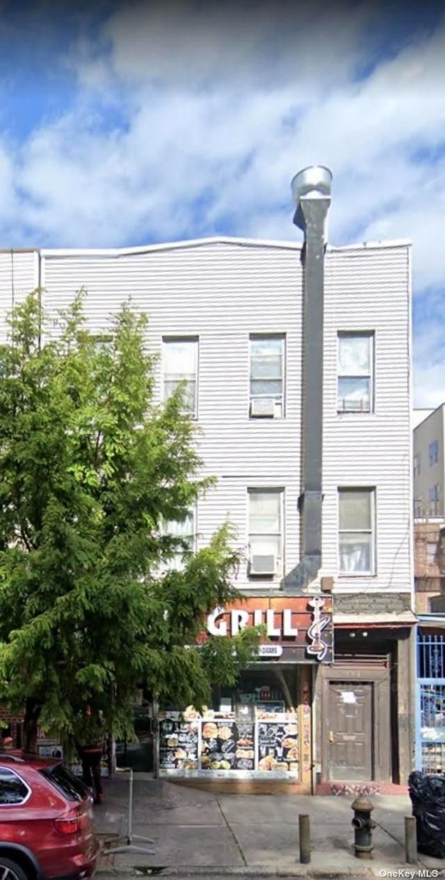 773 Park Avenue, Brooklyn, NY 11206 Main Photo