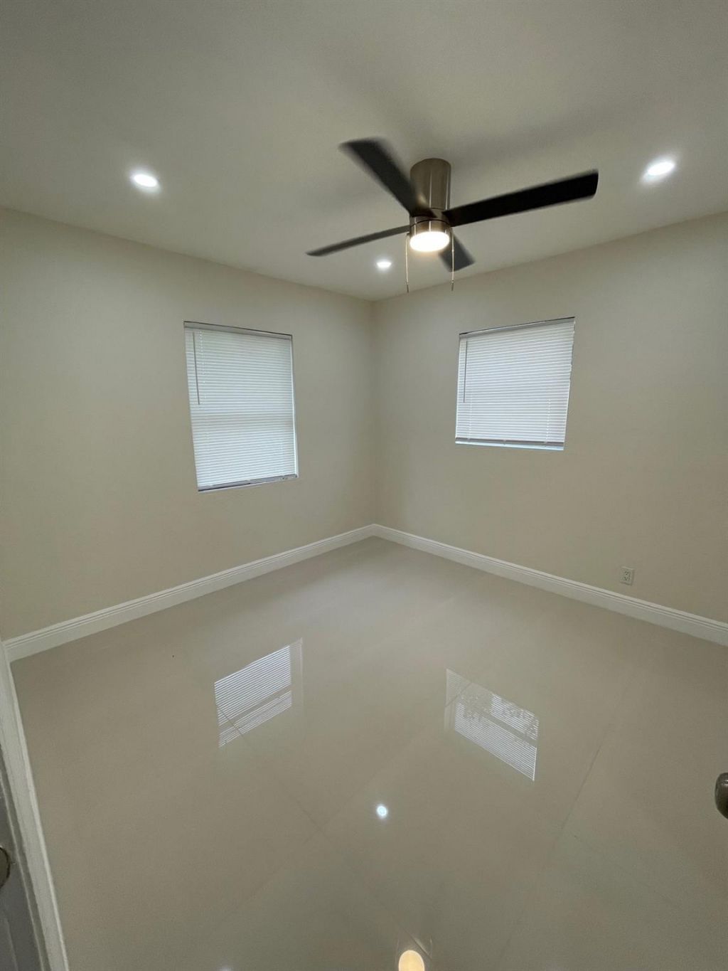 1809 NW 13th Court, Fort Lauderdale, FL 33311 Photo