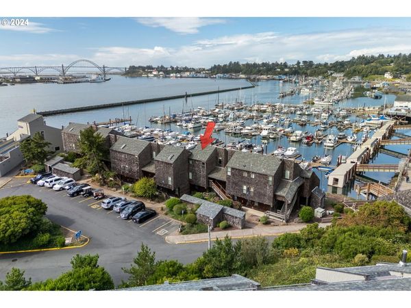 1000 SE BAY BLVD, Unit 202/302, Newport, OR 97365
