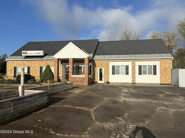 527 N Perry Street, Johnstown, NY 12095