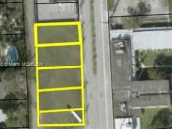 62 Ave SW 66 St, South Miami, FL 33143