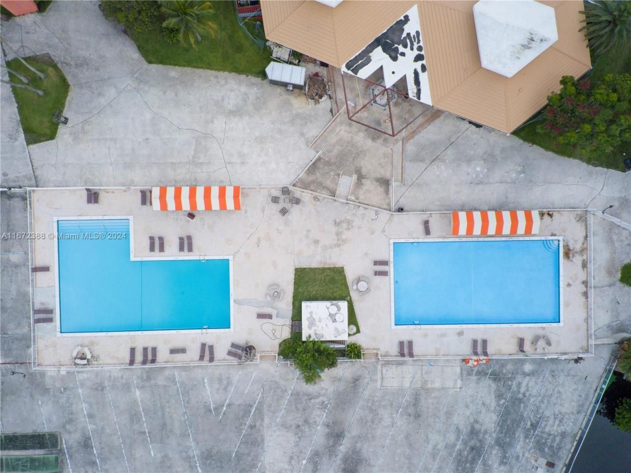 1301 NE Miami Gardens Dr, Unit 1225W, Miami, FL 33179 Photo