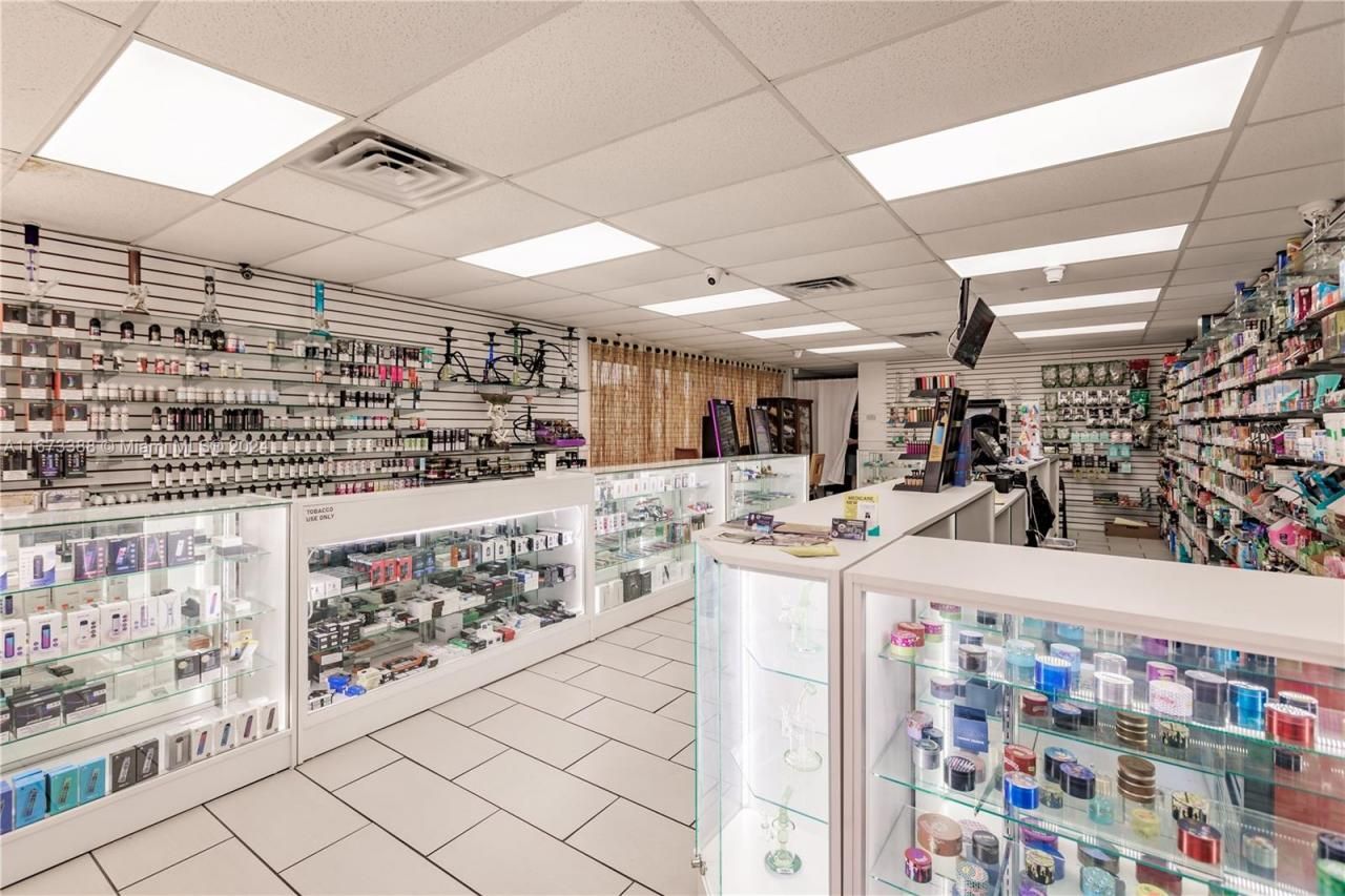 4434-4458 Cleveland Ave, Fort Myers, FL 33901 Photo