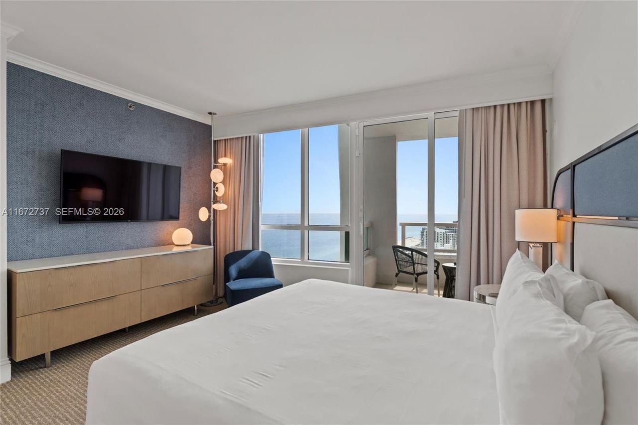 4401 Collins Ave, Unit 3202/3204, Miami Beach, FL 33140 Photo