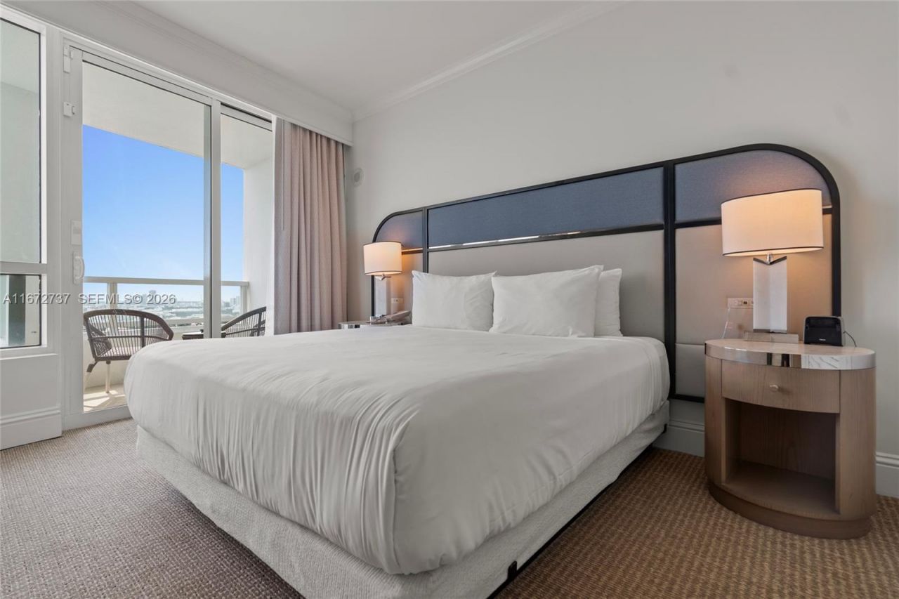 4401 Collins Ave, Unit 3202/3204, Miami Beach, FL 33140 Photo