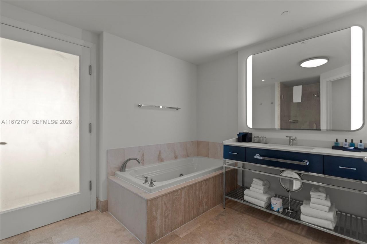 4401 Collins Ave, Unit 3202/3204, Miami Beach, FL 33140 Photo