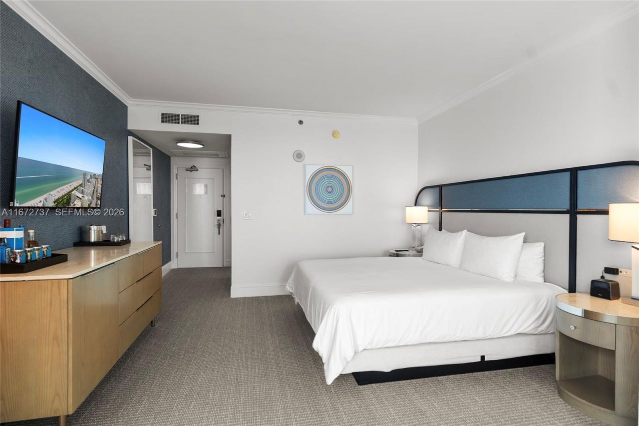 4401 Collins Ave, Unit 3202/3204, Miami Beach, FL 33140 Photo