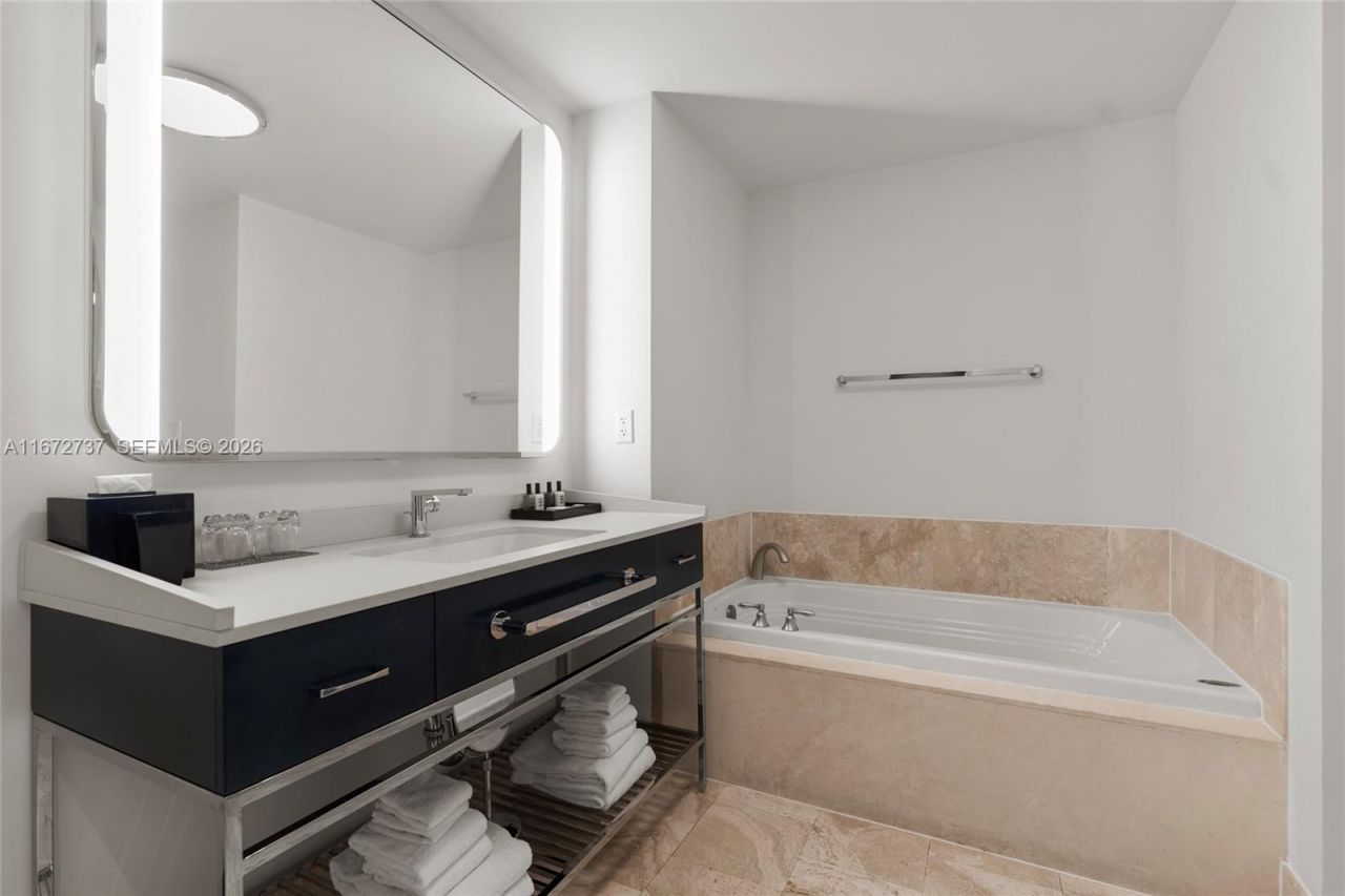 4401 Collins Ave, Unit 3202/3204, Miami Beach, FL 33140 Photo