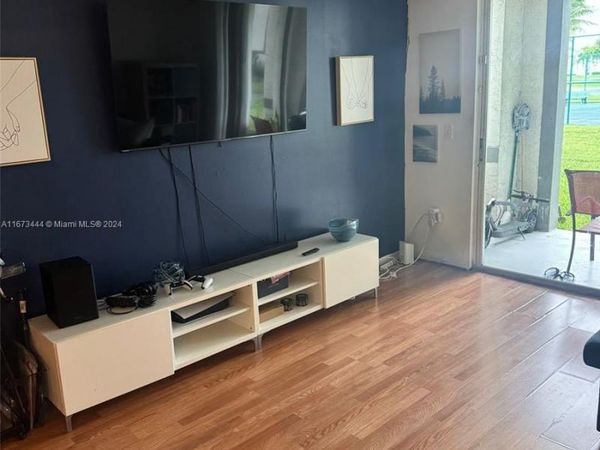 4580 NW 107th Ave, Unit 104-13, Doral, FL 33178