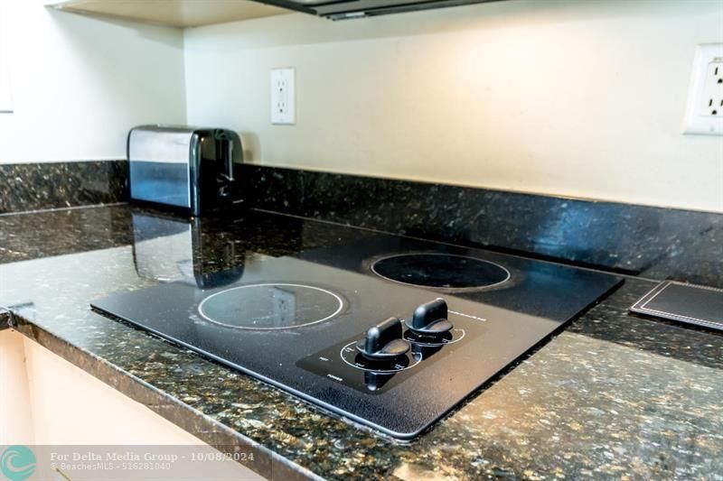 2670 E Sunrise Boulevard, Unit 1009, Fort Lauderdale, FL 33304 Photo