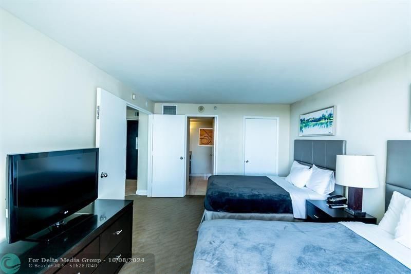 2670 E Sunrise Boulevard, Unit 1009, Fort Lauderdale, FL 33304 Photo