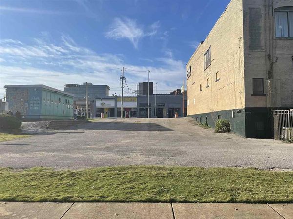 1296 MADISON AVE, Memphis, TN 38104