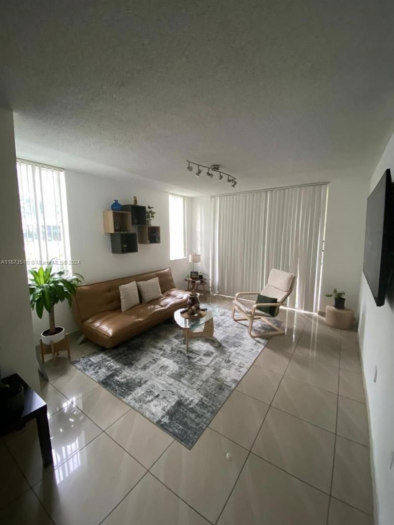 4440 NW 107th Ave, Unit 101-7, Doral, FL 33178 Photo