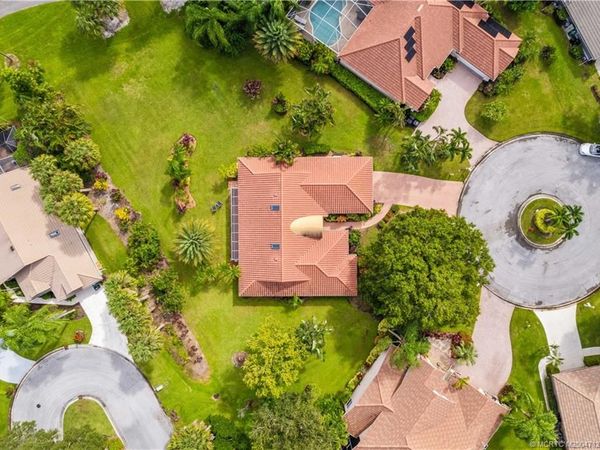 1395 SW Bent Pine Cove, Port St Lucie, FL 34986