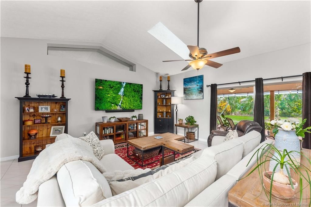 1395 SW Bent Pine Cove, Port Saint Lucie, FL 34986 Photo