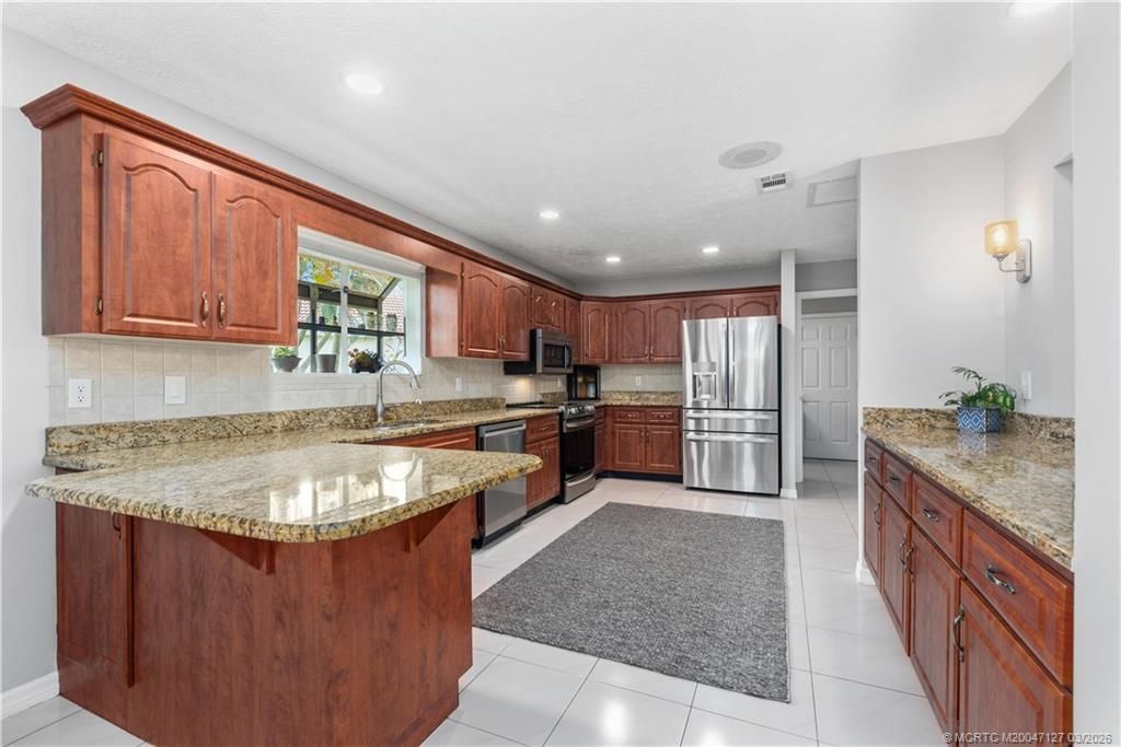 1395 SW Bent Pine Cove, Port Saint Lucie, FL 34986 Photo