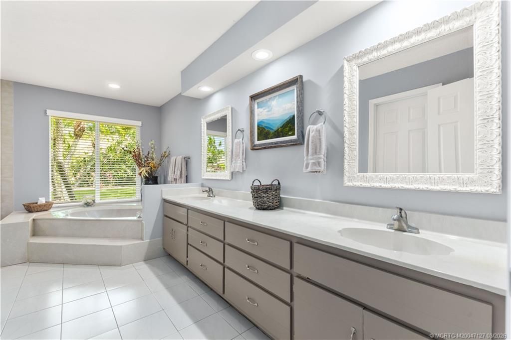 1395 SW Bent Pine Cove, Port Saint Lucie, FL 34986 Photo