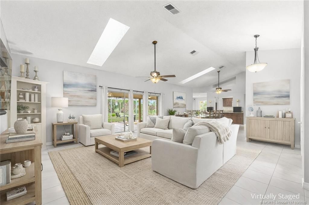 1395 SW Bent Pine Cove, Port Saint Lucie, FL 34986 Photo