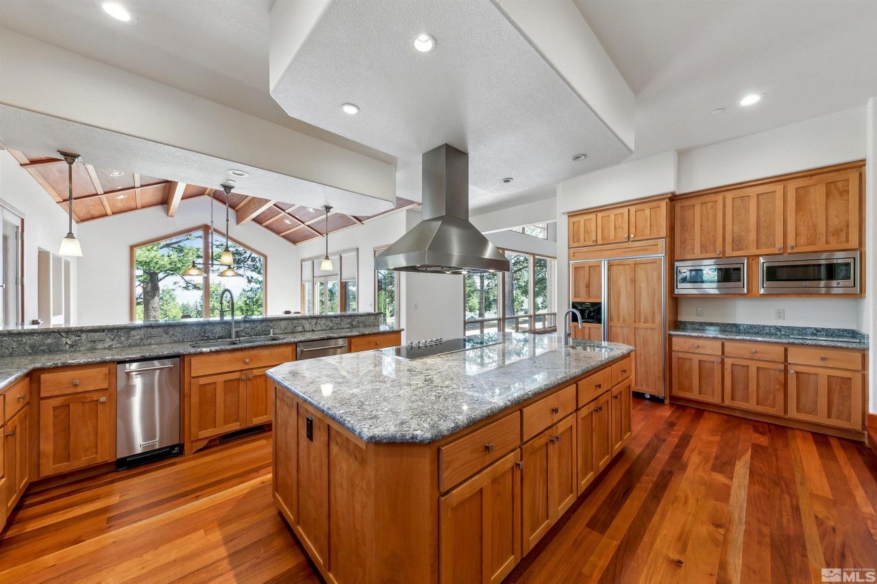 210 Sheridan Creek Court, Gardnerville, NV 89460 Photo