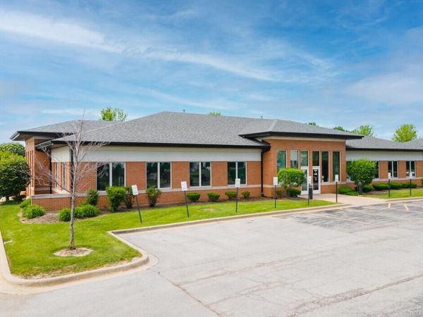 8041 186th Street, Unit A, Tinley Park, IL 60487