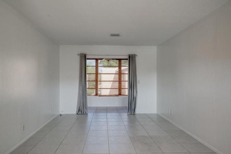2111 NE 1st 203 Court, Unit 203, Boynton Beach, FL 33435 Photo
