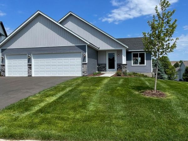 1179 Cubasue Court, Shakopee, MN 55379