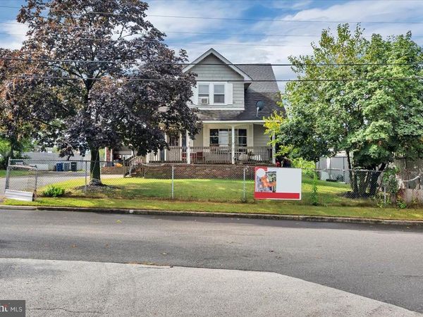 5 IRVIN AVENUE, TURNERSVILLE, NJ 08012