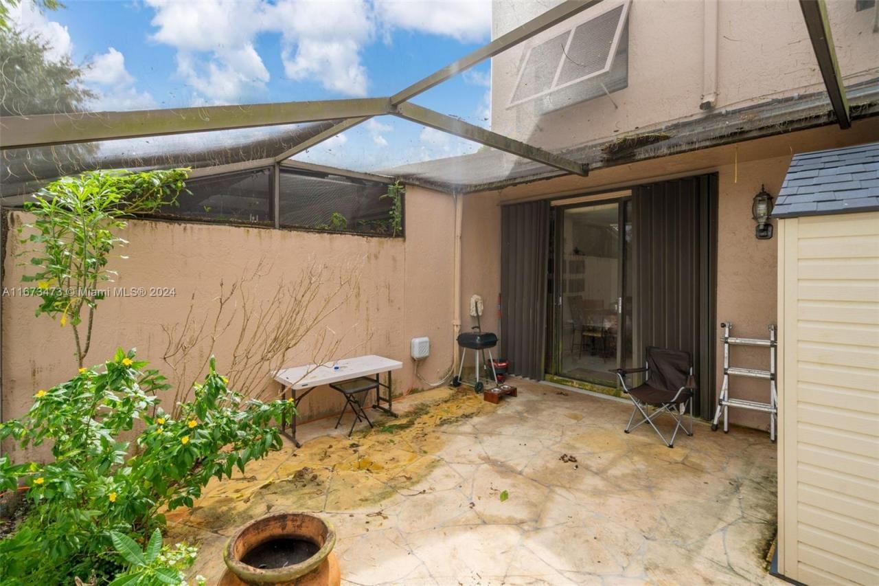 1333 NW 122nd Ter, Unit 1333, Pembroke Pines, FL 33026 Photo