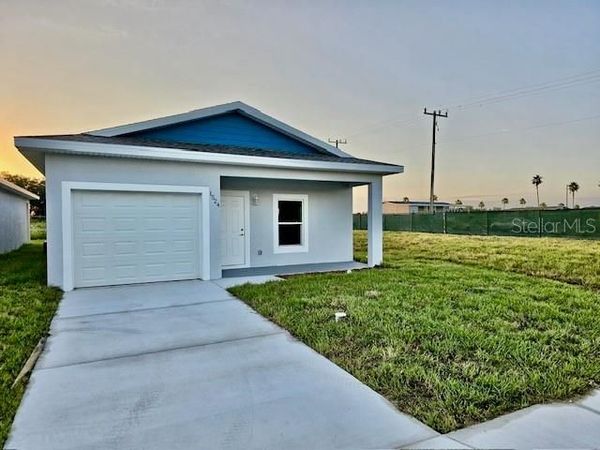 1439 LAS VILLAS BOULEVARD, SEBRING, FL 33870