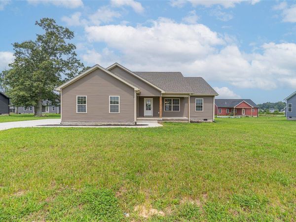 213 GreenBriar Lane, Smiths Grove, KY 42171