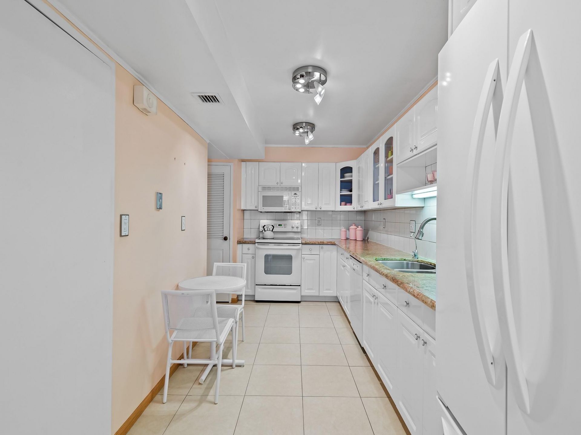 3430 Galt Ocean Drive, Unit 609, Fort Lauderdale, FL 33308 Photo