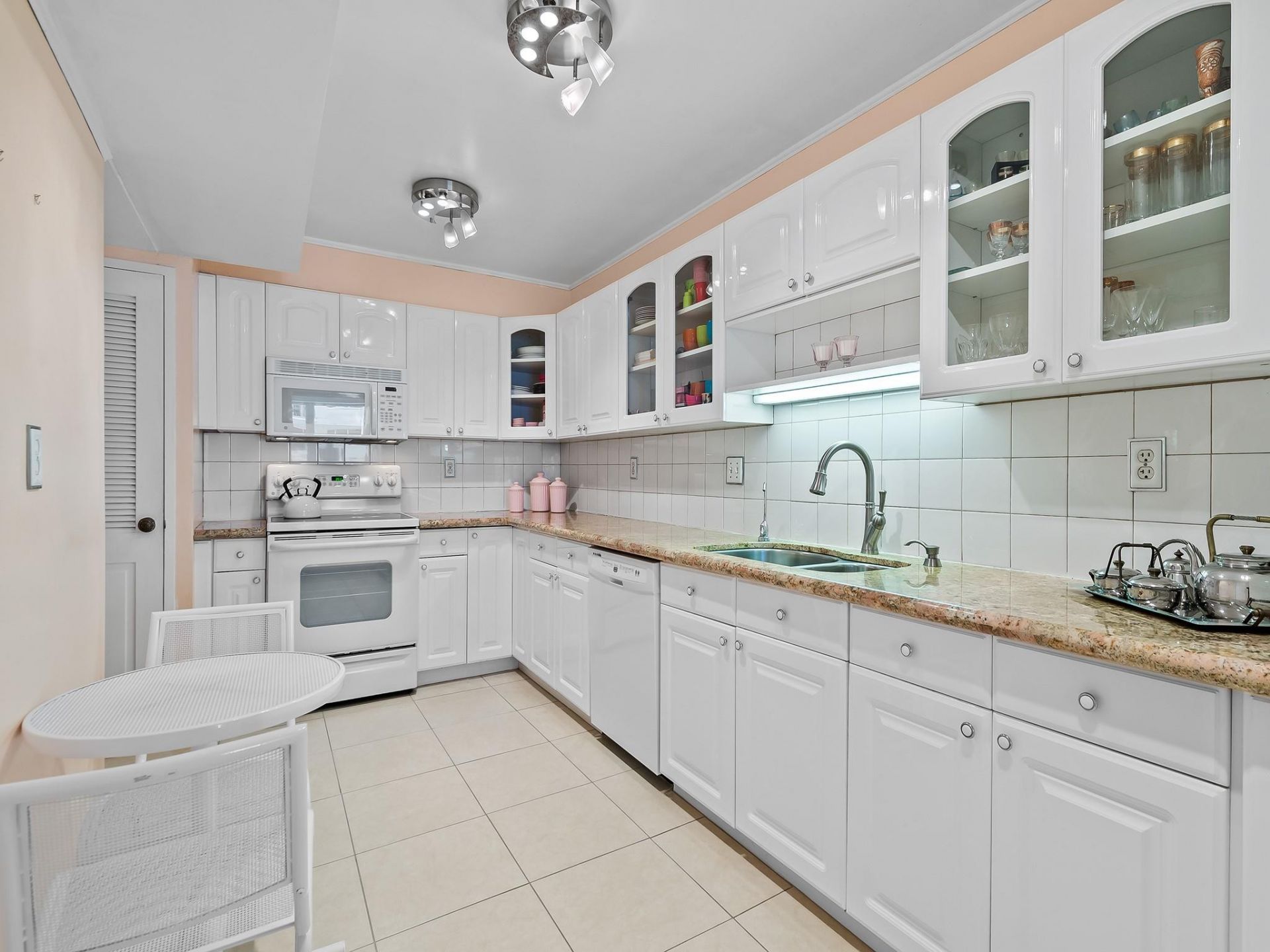 3430 Galt Ocean Drive, Unit 609, Fort Lauderdale, FL 33308 Photo