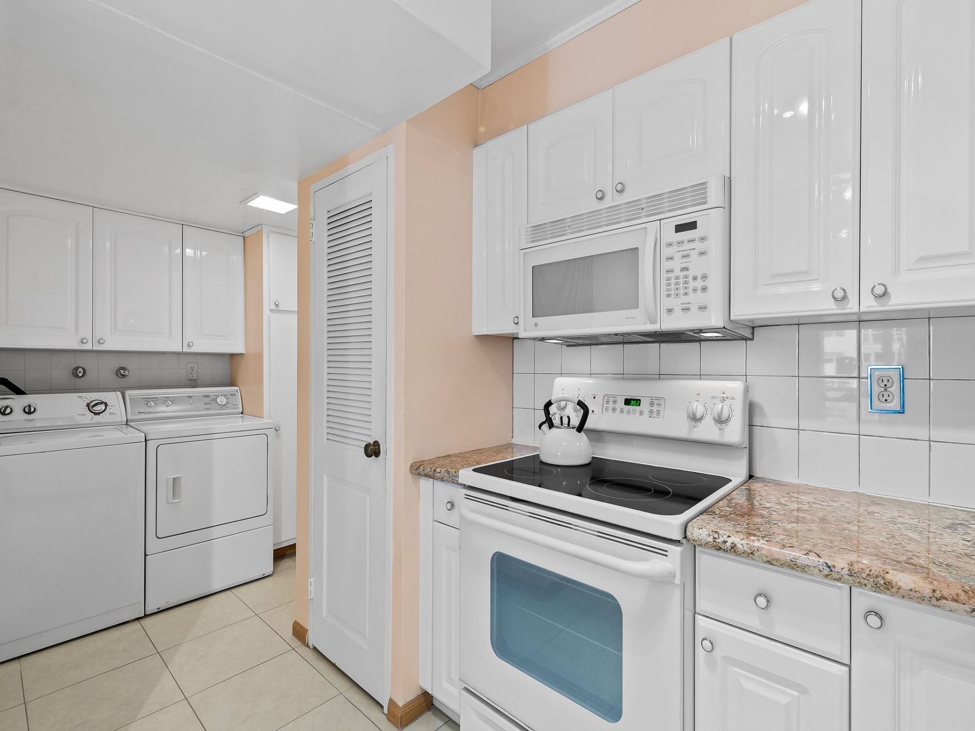 3430 Galt Ocean Drive, Unit 609, Fort Lauderdale, FL 33308 Photo