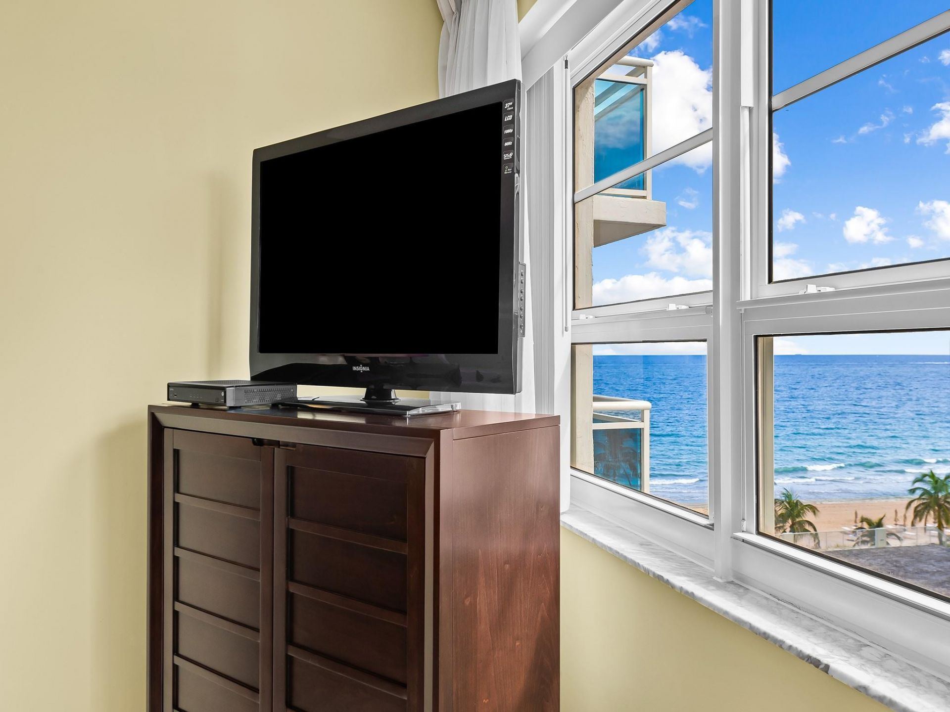 3430 Galt Ocean Drive, Unit 609, Fort Lauderdale, FL 33308 Photo