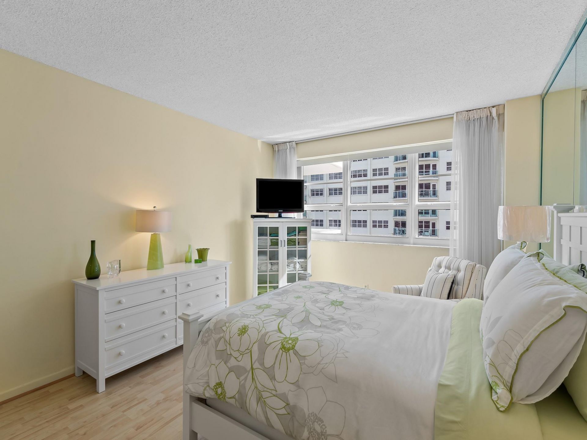 3430 Galt Ocean Drive, Unit 609, Fort Lauderdale, FL 33308 Photo