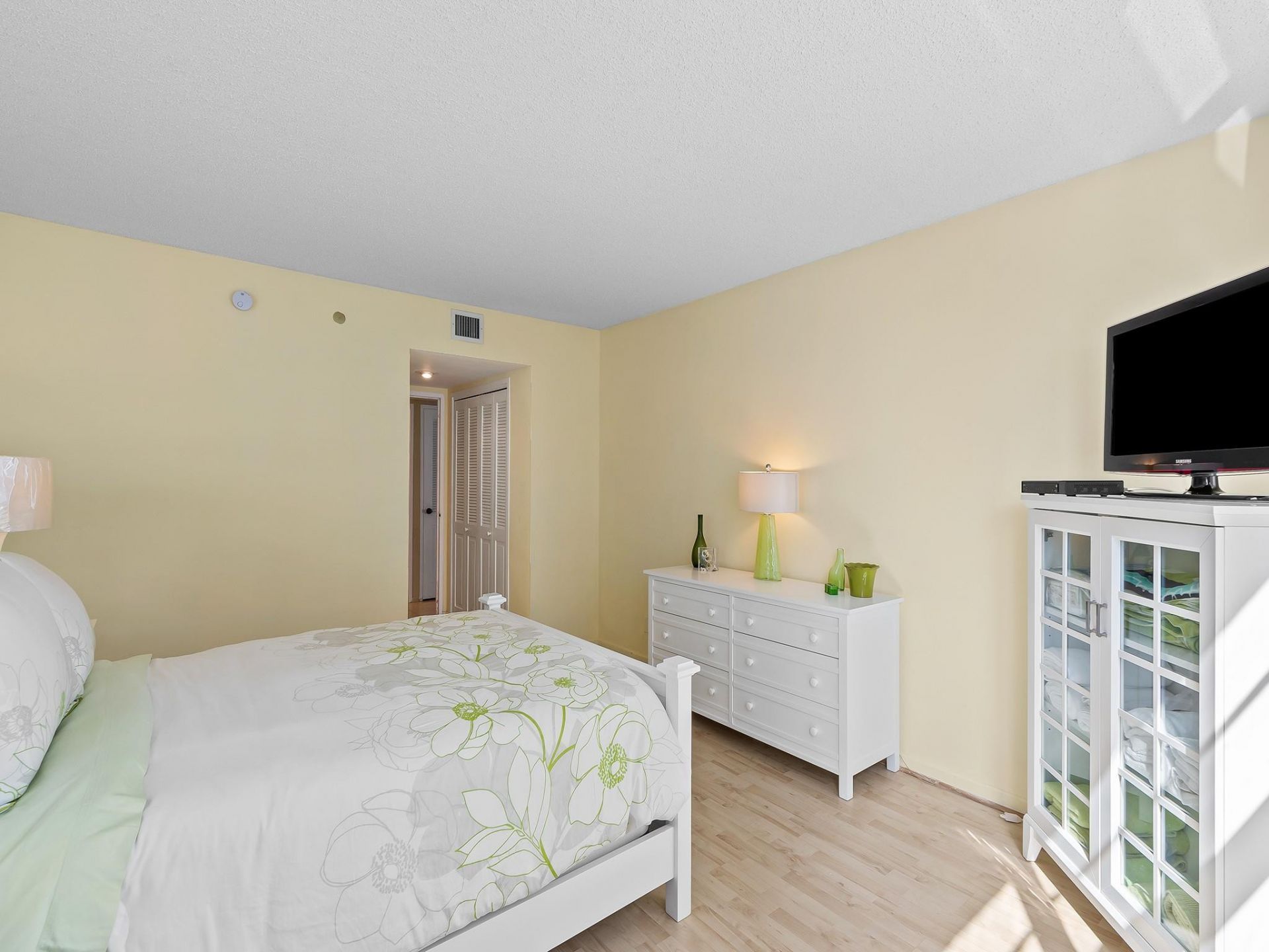 3430 Galt Ocean Drive, Unit 609, Fort Lauderdale, FL 33308 Photo