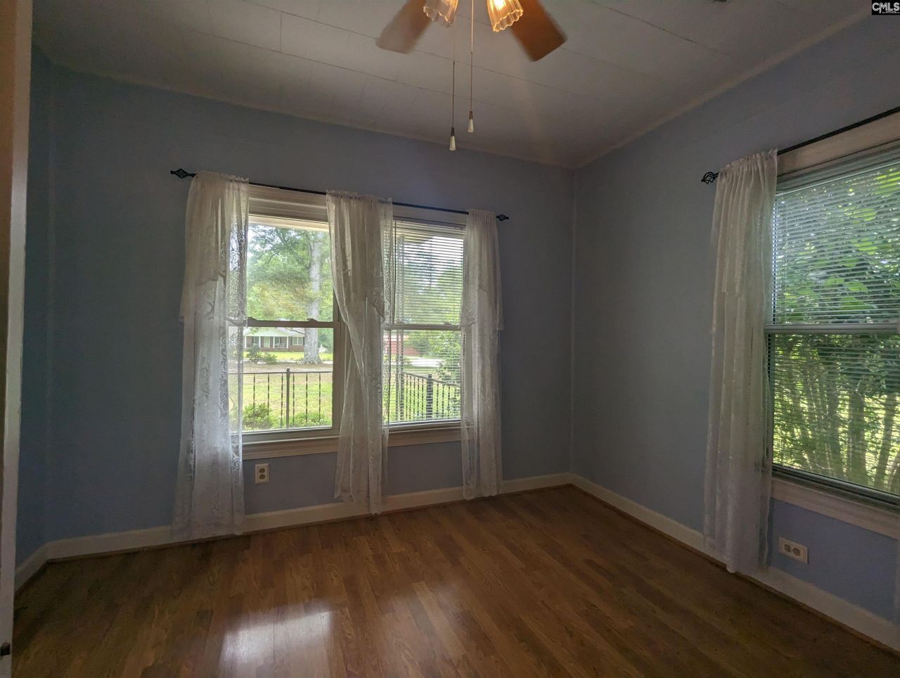 532 Pomaria Street Photo 8