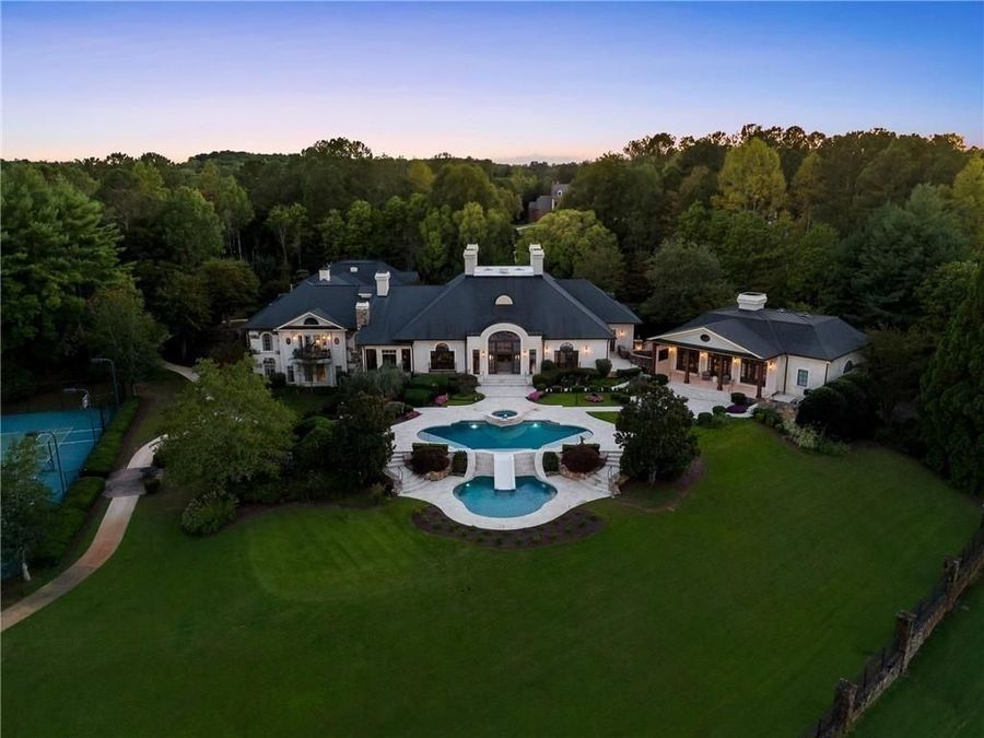 Property Image 100