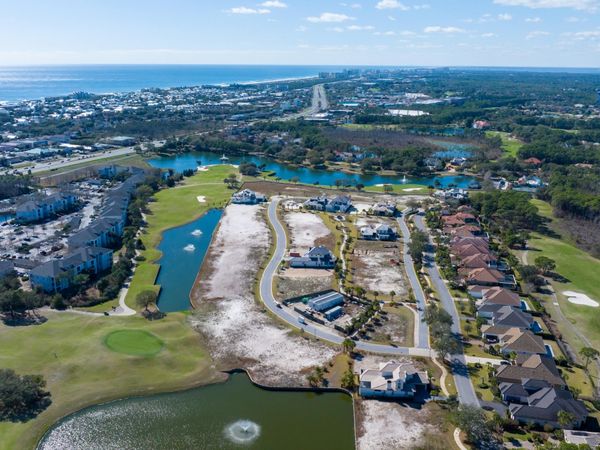 4566 Leeward Lane, Destin, FL 32541