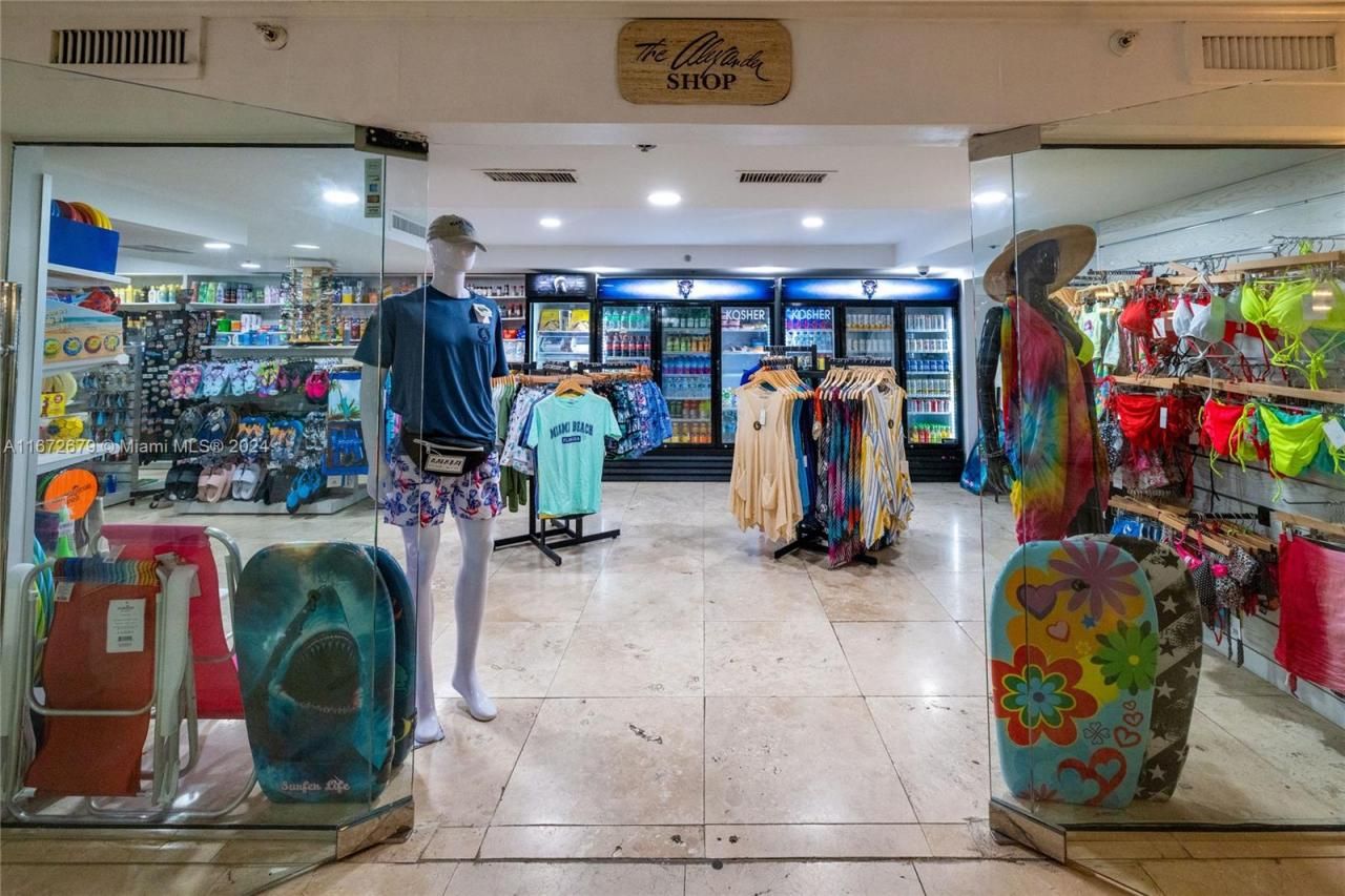 5225 Collins Ave, Unit 1114, Miami Beach, FL 33140 Photo