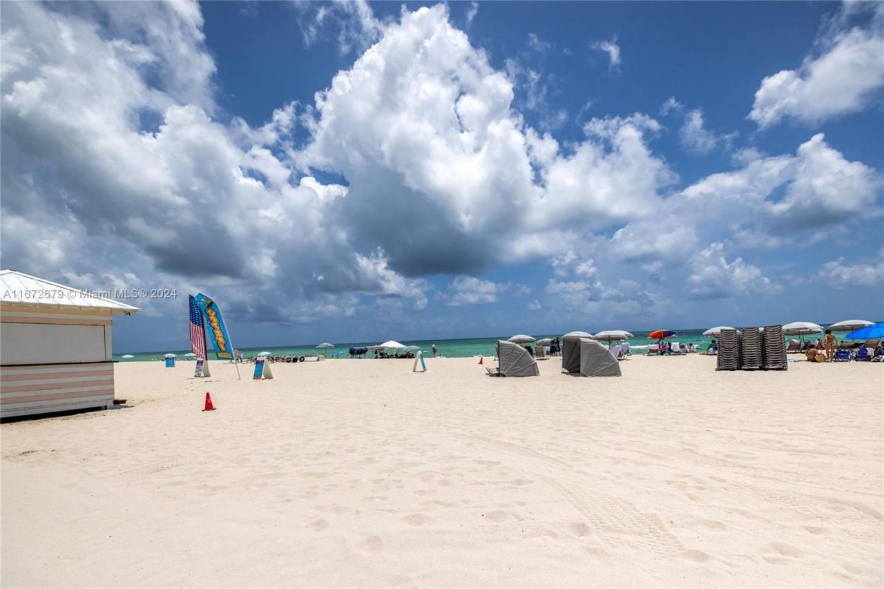 5225 Collins Ave, Unit 1114, Miami Beach, FL 33140 Photo