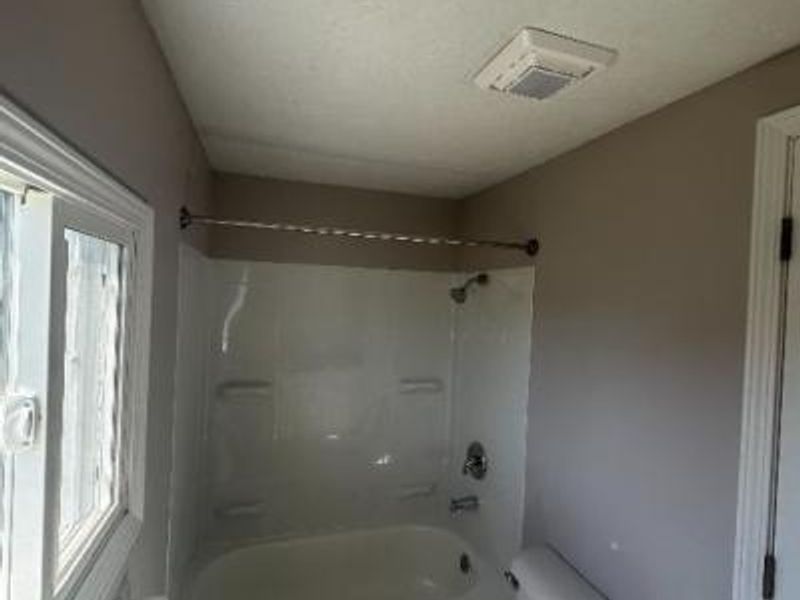 510 Arabian Court, Lagrange, OH 44050 Photo 8