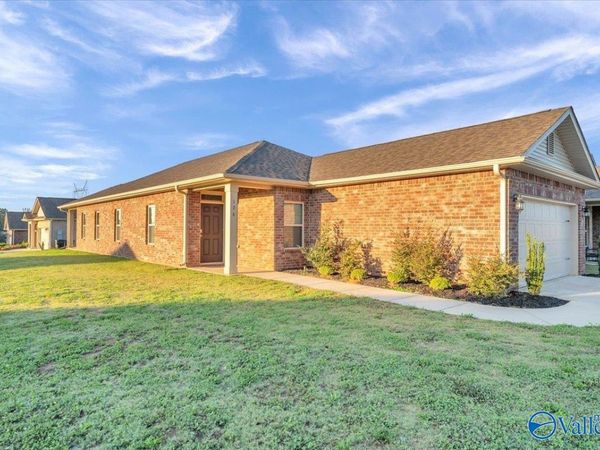 126 Fellington Court, New Market, AL 35761