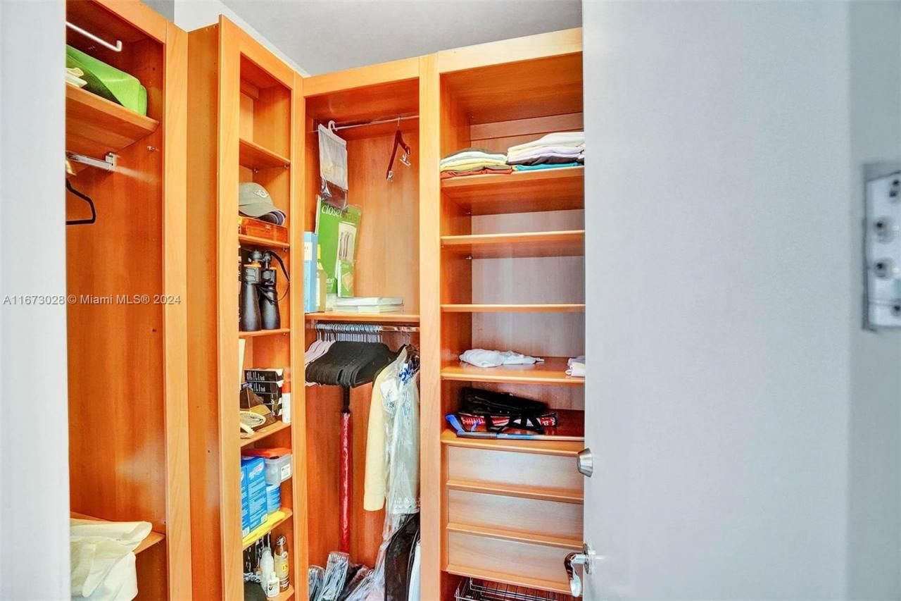 5225 Collins Ave, Unit PH7, Miami Beach, FL 33140 Photo