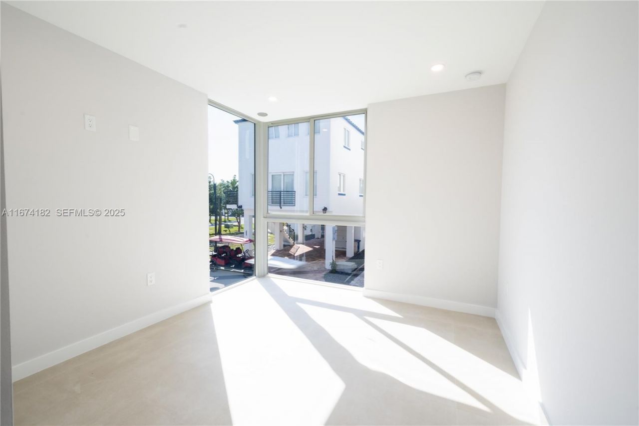 94825 Overseas Hwy 253, Key Largo, FL 33037 Photo