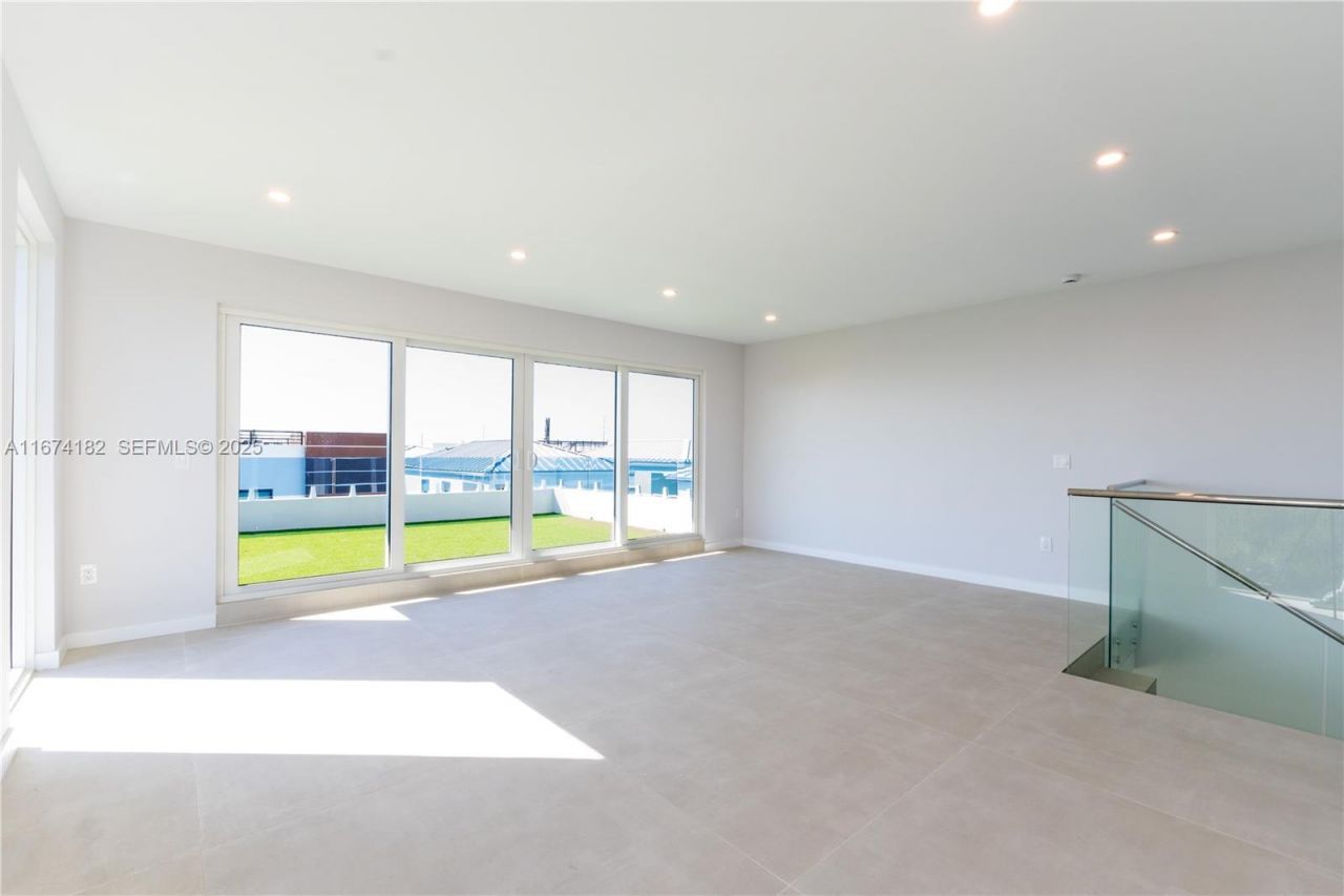 94825 Overseas Hwy 253, Key Largo, FL 33037 Photo