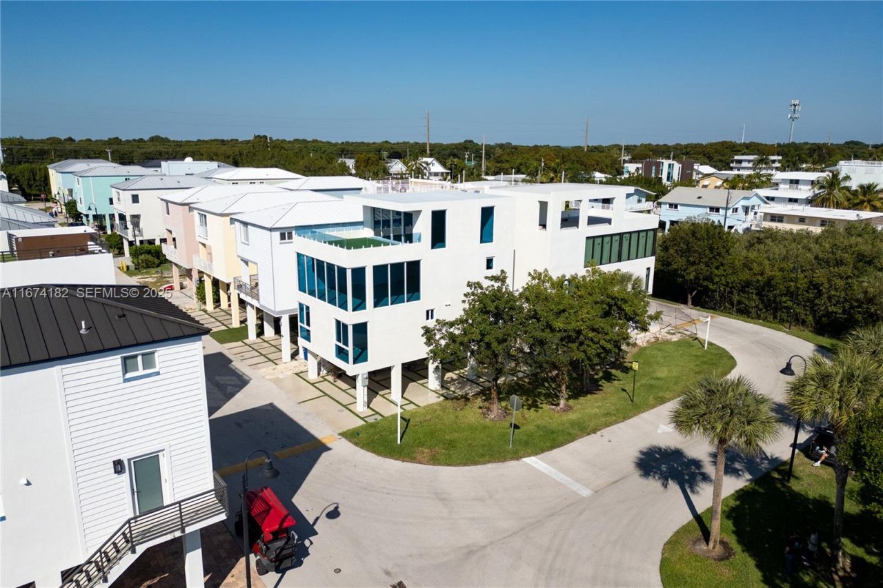 94825 Overseas Hwy 253, Key Largo, FL 33037 Photo